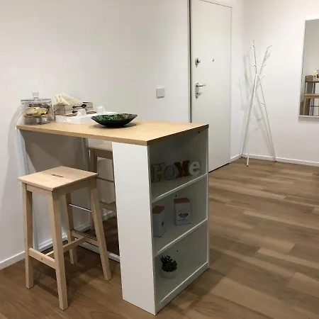 Suite Room Trani アパート *