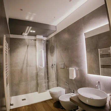 Suite Room Trani アパート *